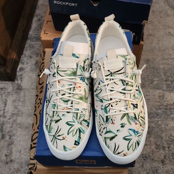 Keds Shoes - Keds Floral kickback Island Print Sneakers nib size 8